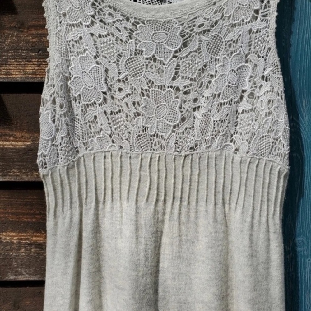 Vintage Anthropologie Knit Lace Dress
Snowdrop Shift knitted knotted size small - Picture 9 of 15